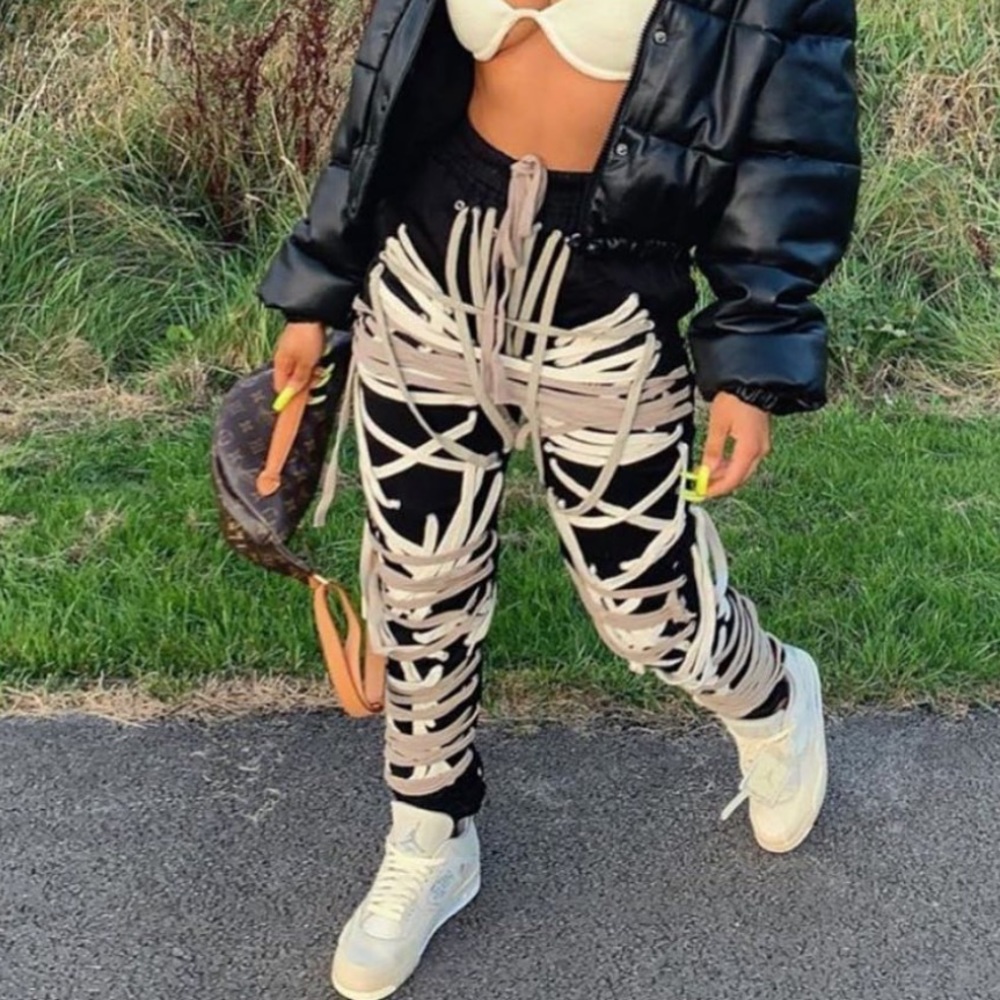 Strappy Joggera